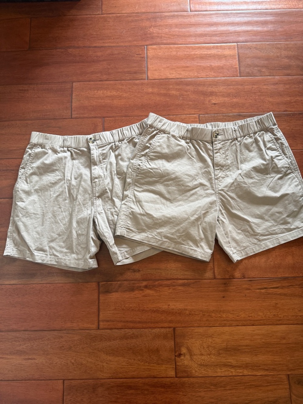2 Pairs of Maamgic Light Beige Casual Shorts - Elastic Waist Comfort W 32